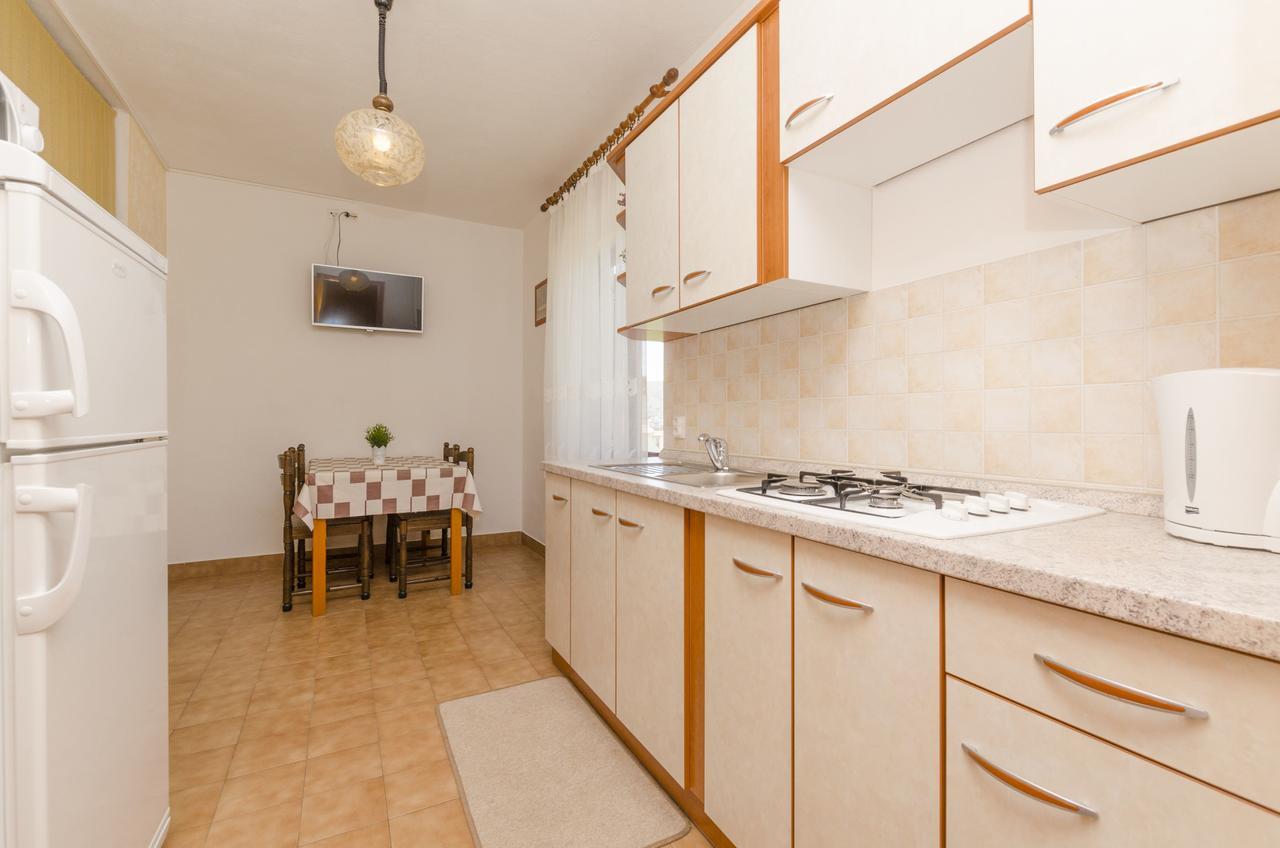 Apartments Spavalo Pag Town Kültér fotó